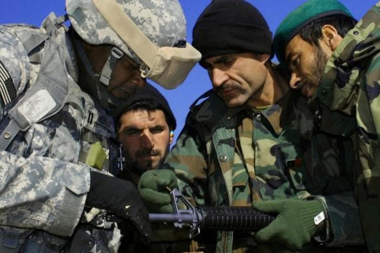 Der Krieg in Afghanistan - Akteure, Zahlen, Waffen, Opfer