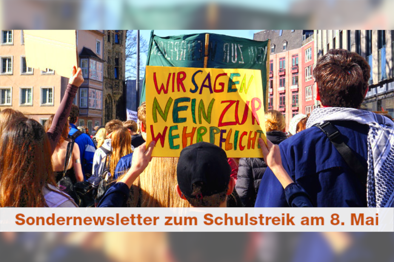 Junge Menschen protestieren gegen die Wehrpflicht.