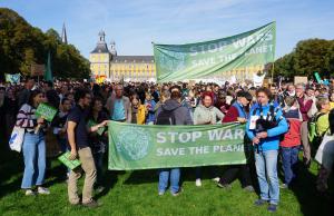 Das Netzwerk Friedenskooperative ruft zur Teilnahme am Globalen Klimastreik auf