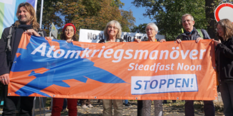 Demonstration gegen Steadfast Noon am 9. Oktober 2021