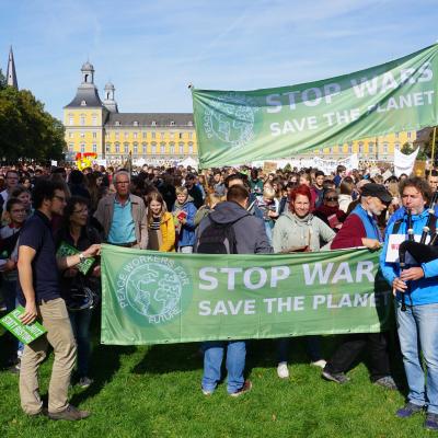 Das Netzwerk Friedenskooperative ruft zur Teilnahme am Globalen Klimastreik auf